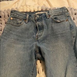 Light blue mom jeans size 26